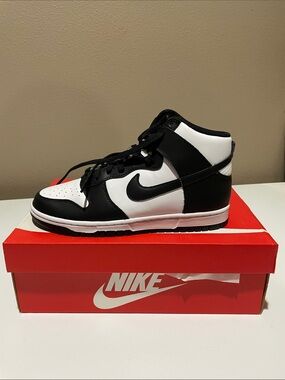 Women’s Nike Dunk High Top Panda Black and White  Sneakers New in Box